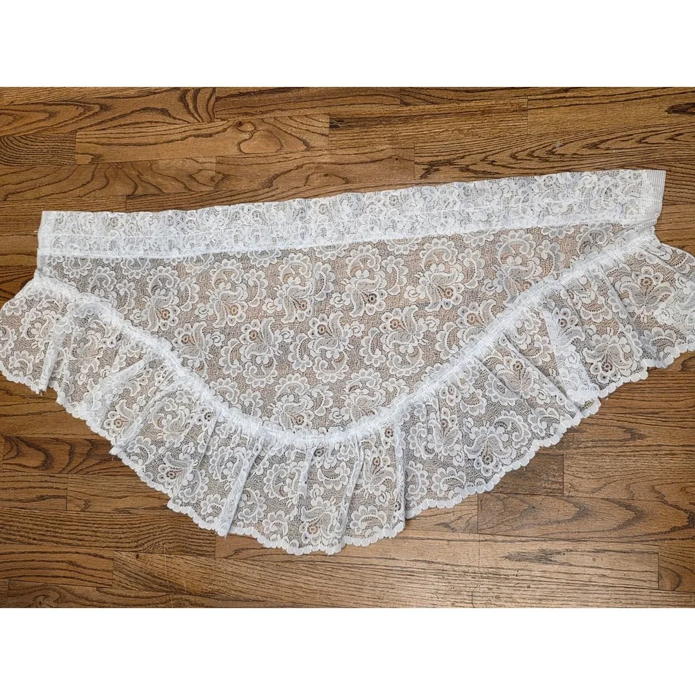 White Floral Lace Swag Valance Ruffled Edge Sheer Window Curtain 39x22 Victorian